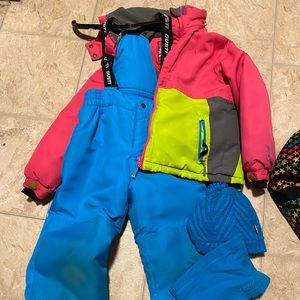 Gusti snowsuit girls 7 winter jacket pants Canada with accessories